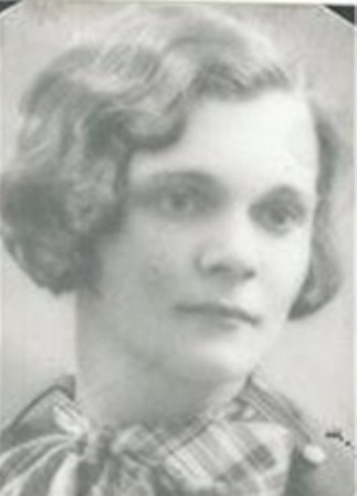 Alma Rayward, as a young woman
