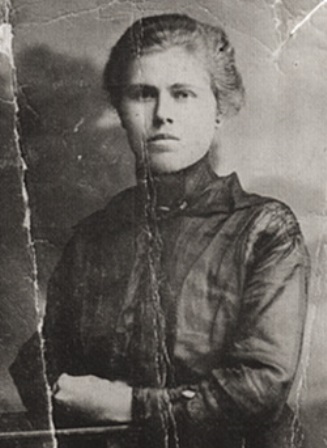 Anna Stephan, as a young woman