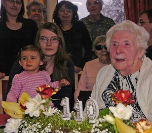 Caroline Dott, 110, and Family