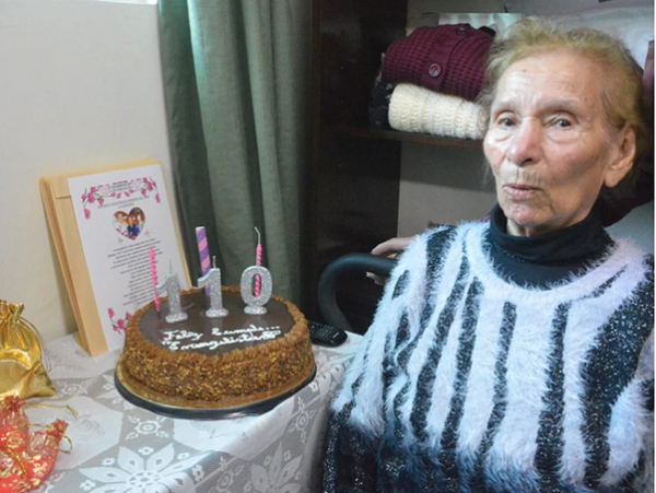Evangelista Luisa Lopez de Contarino, 110