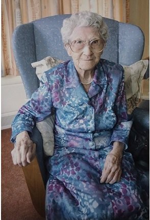 Ethel Lang, 106