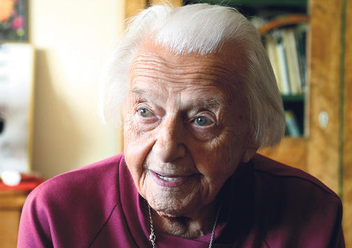Gertrud Henze, 110