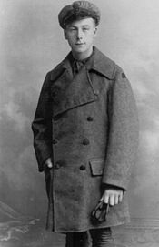 Henry Allingham, in RAF uniform, 1916