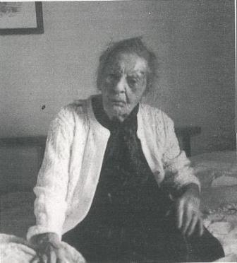 Julia Lyng, 110