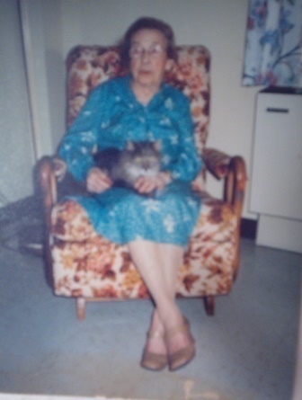 Mae Harrington, 101