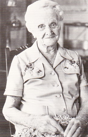 Nina Rust, 98