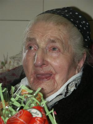 Sra. Plazida Insausti at age 110 