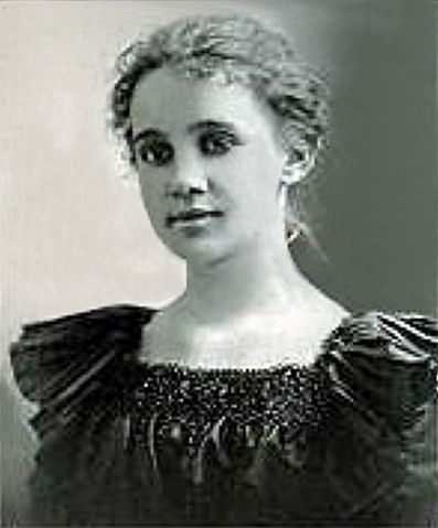 Sarah Knauss in 1897