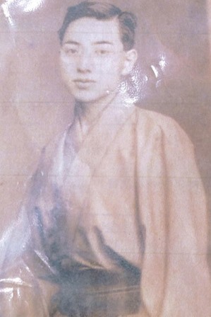 Yasutaro Koide, as a young man